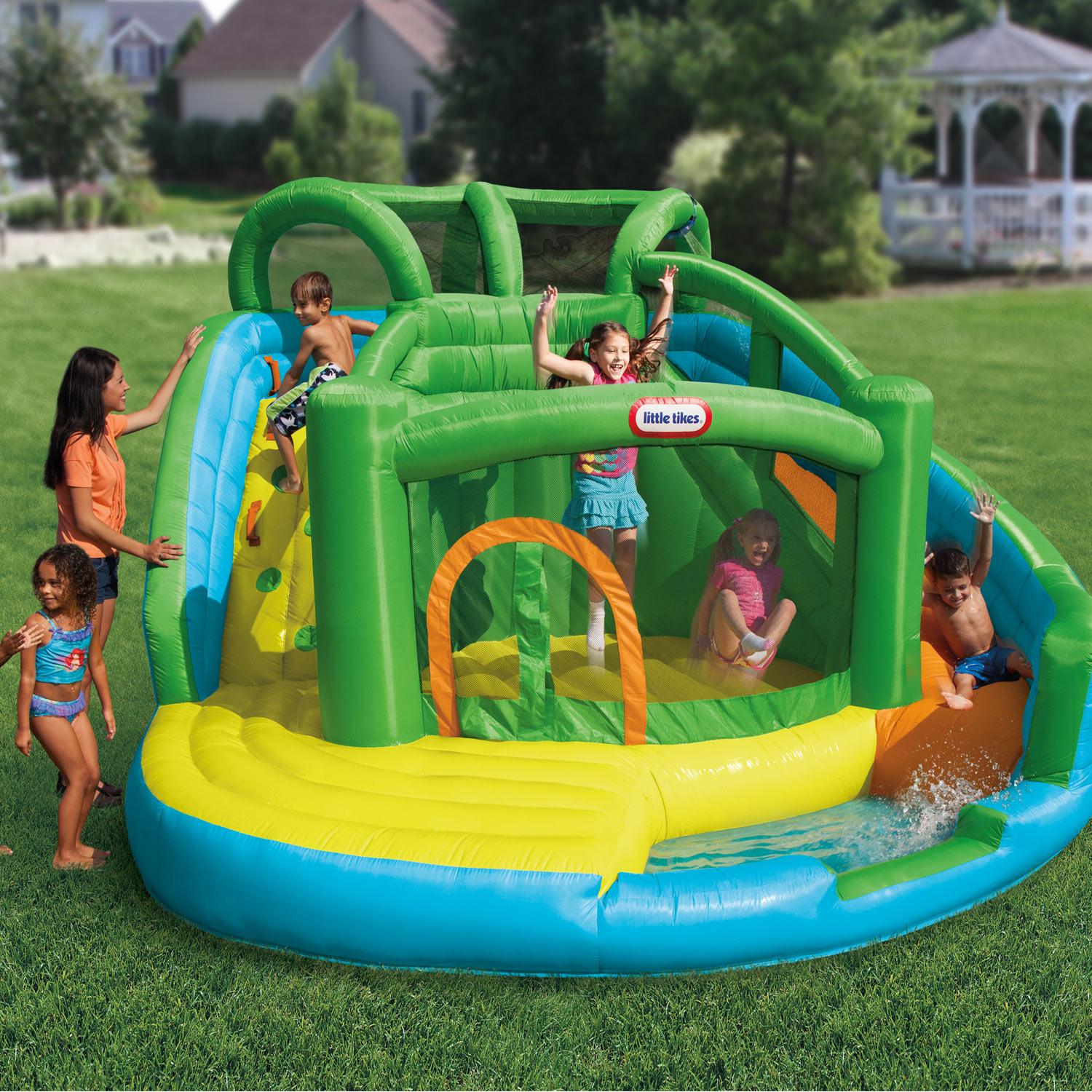 Little Tikes 2-in-1 Wet 'n Dry Bouncer & Water Slide - Image 2