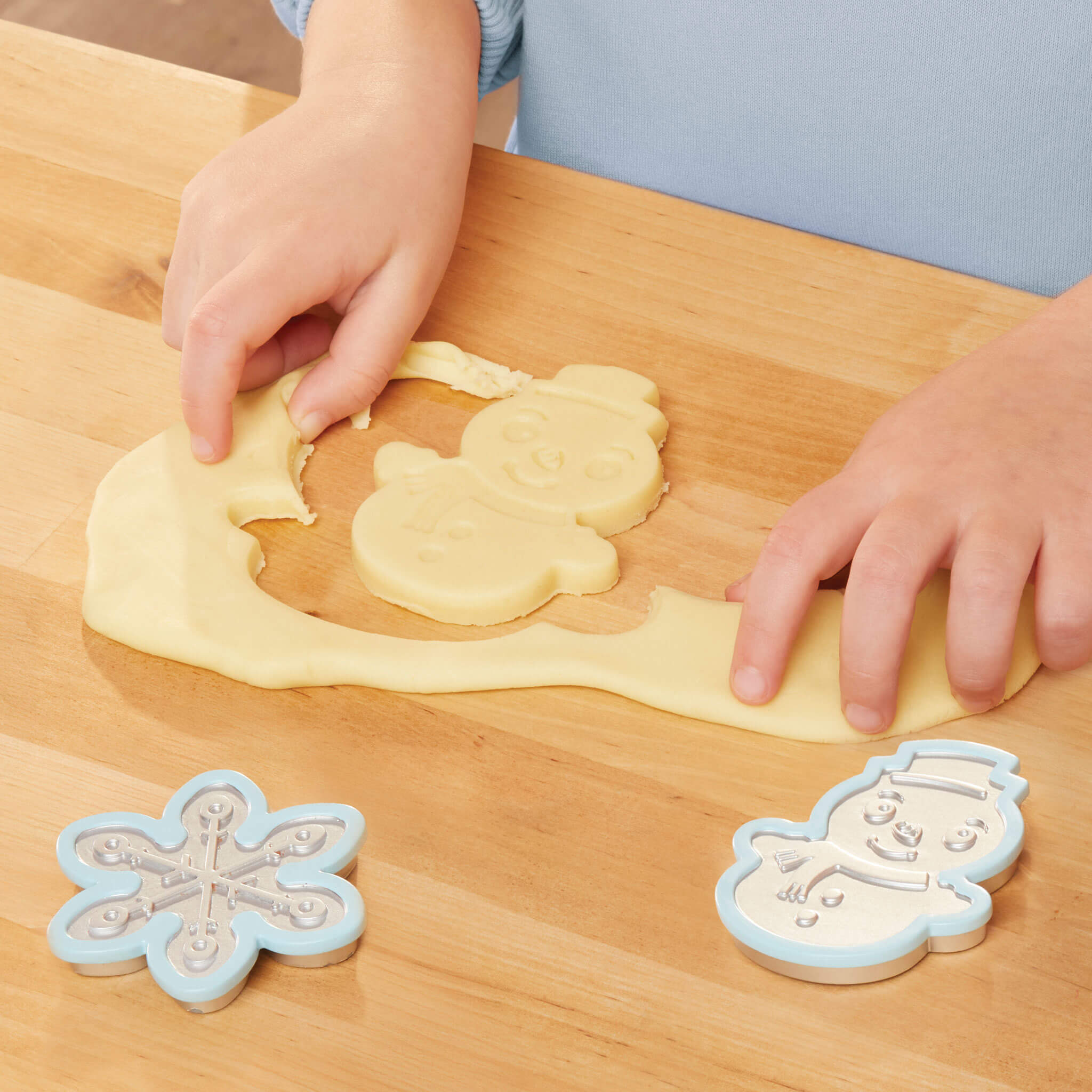 Little Tikes Creative Chefs? Holiday Cookie Kit - Image 6