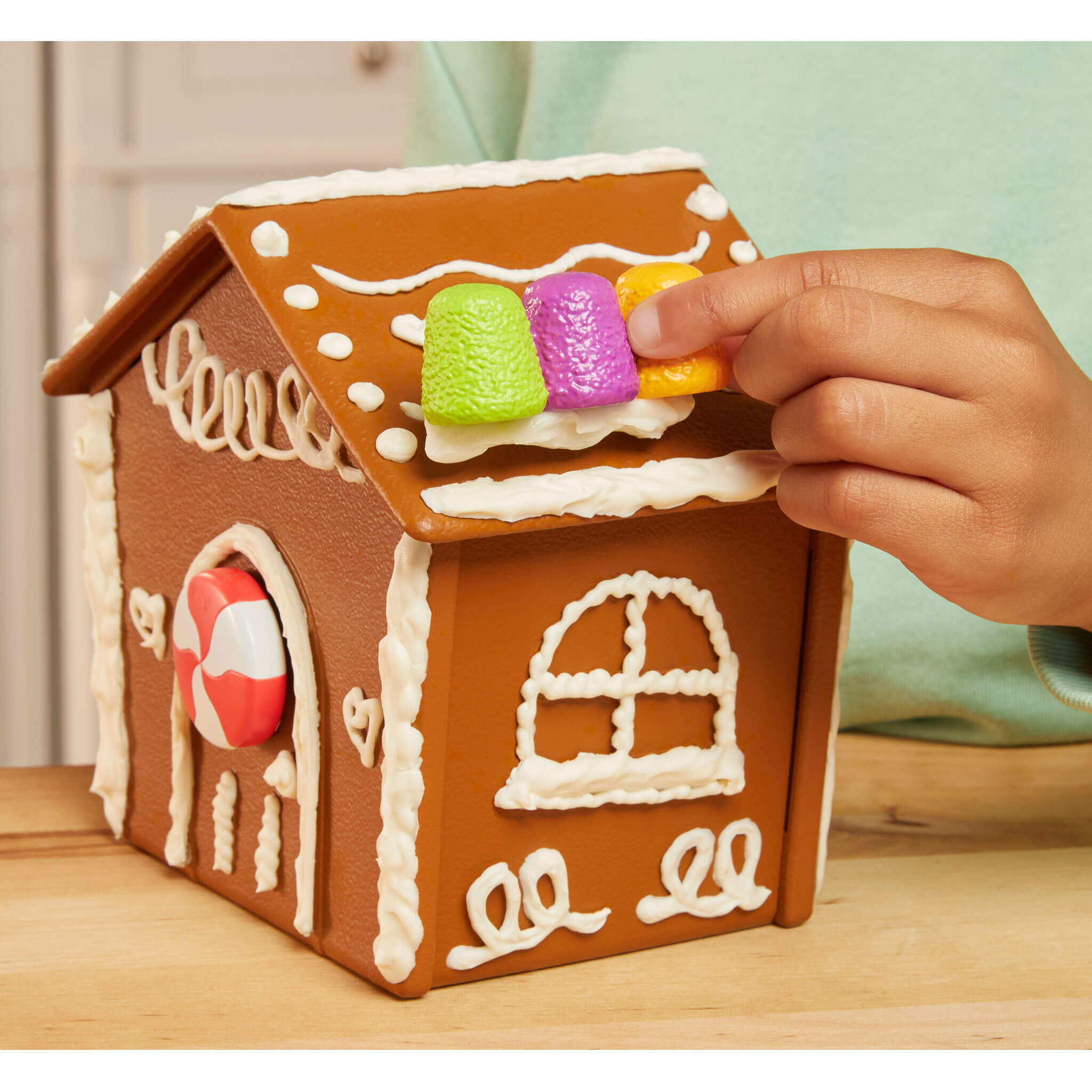 Little Tikes Creative Chefs? Gingerbread House Kit - Image 6