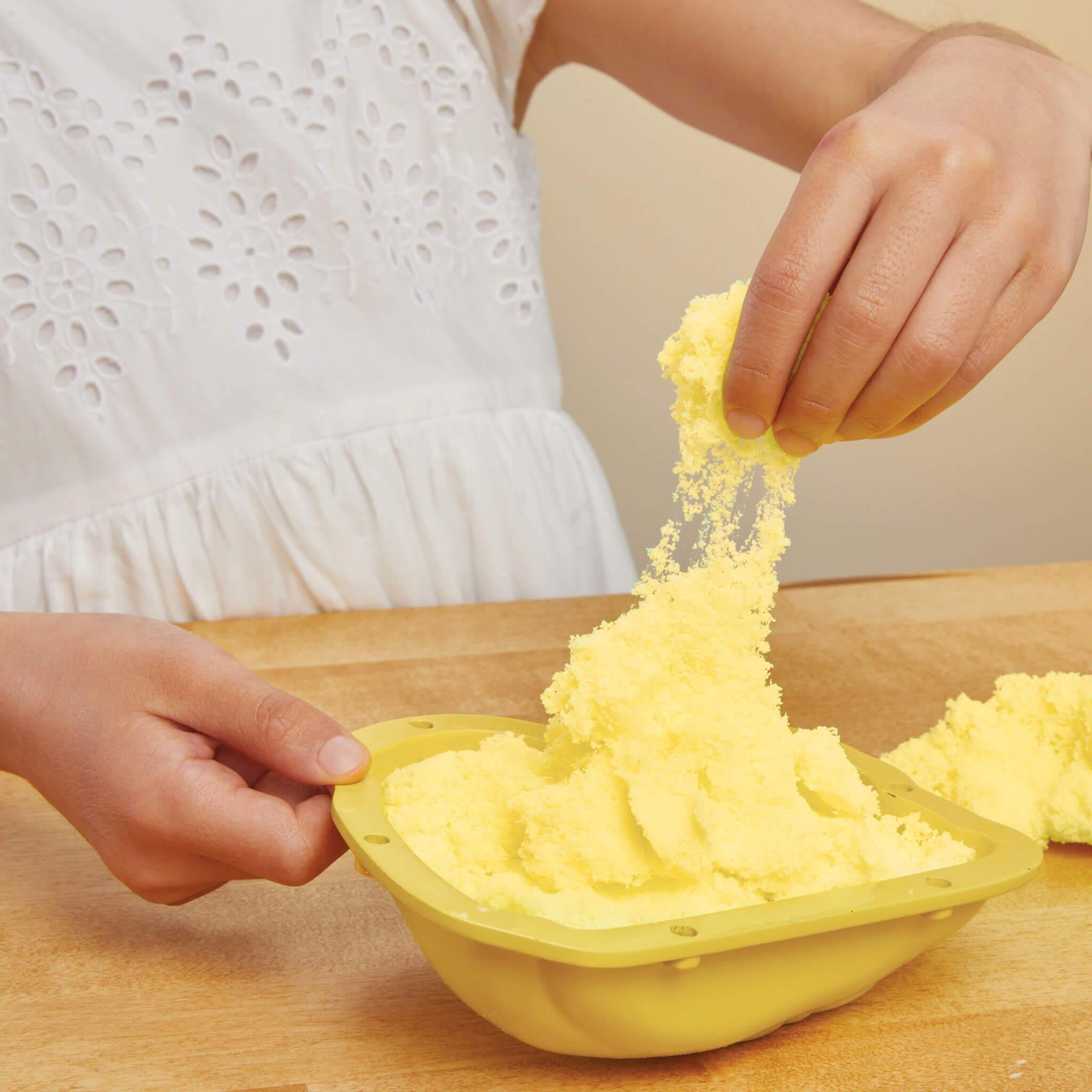 Little Tikes Creative Chefs? Bluey - Duck Cake Kit - Image 4